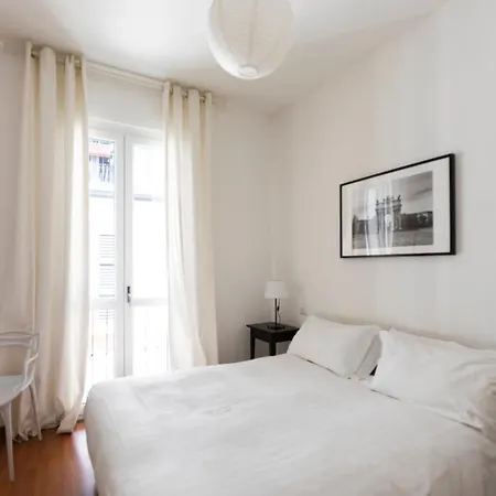 Apartment Brera - Fiori Chiari Charme *